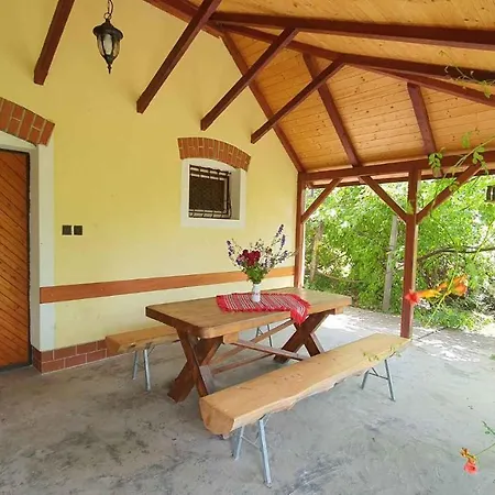 In - Balaton 43123 * Siófok